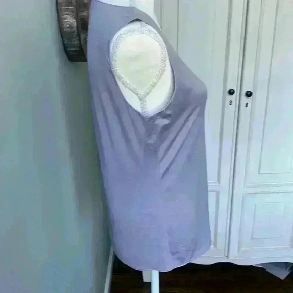Armani Collezioni light purple tank top with rolled edges size 12 - Picture 2 of 8